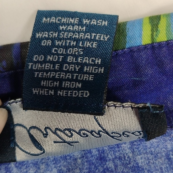 Artscape women's long sleeved button down shirt size XL - Picture 3 of 12